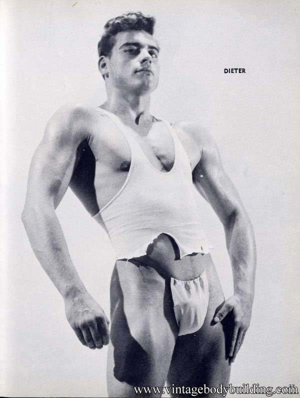 Sexy vintage bodybuilder