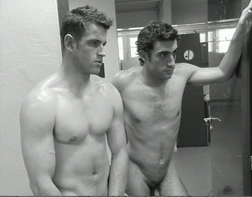 Naked muscle sportsmen Dieux du Stade 2003